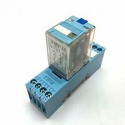 RELE MINI CON BASE AC 220 V RELECO SERIE QR-C 
