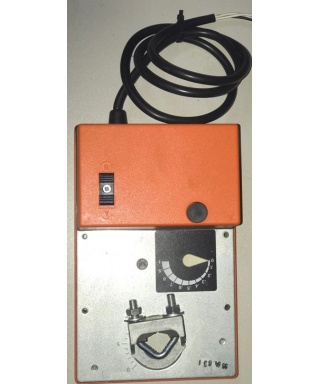 ACTUADOR DE COMPUERTA SM24  USADO BELIMO 24V AC  4 VA 90 ..150S 1.8W