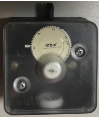 PRESOSTATO P33AB-9200 JOHNSON CONTROLS0.8/6MBAR