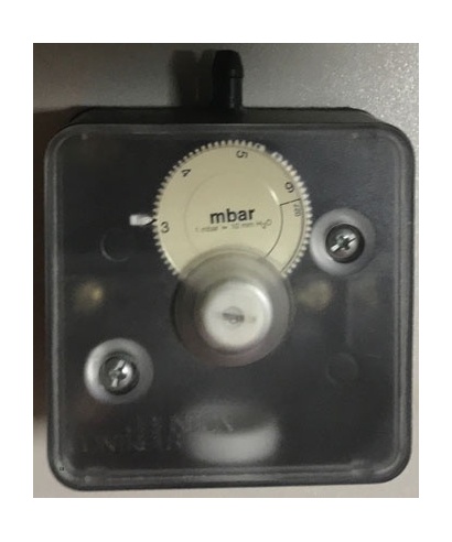 PRESOSTATO P33AB-9200 JOHNSON CONTROLS0.8/6MBAR