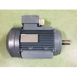 MOTOR TRIF. 3 CV 1500 RPM PATAS B3 220/380V SEW MS100L1-4 B3 CAJA BORNAS LATERAL USADO
